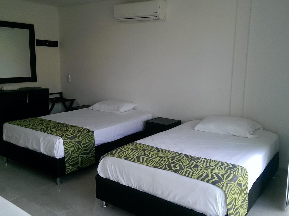 Hotel Septima Avenida ネイバ エクステリア 写真