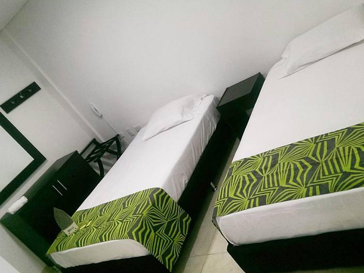 Hotel Septima Avenida ネイバ エクステリア 写真